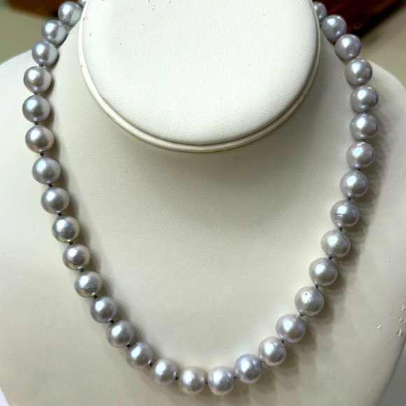 HANDMADE 10mm Gray Cultured Pearls - HAND KNOTTED - 18 Inches - 925 Silver